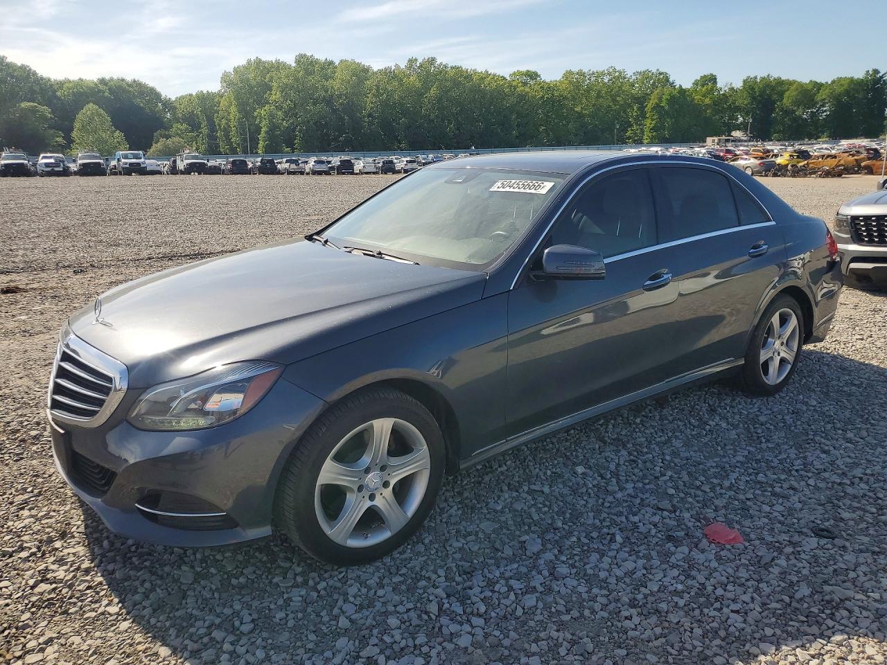 2014 Mercedes-Benz E 350 - zdjęcie główne