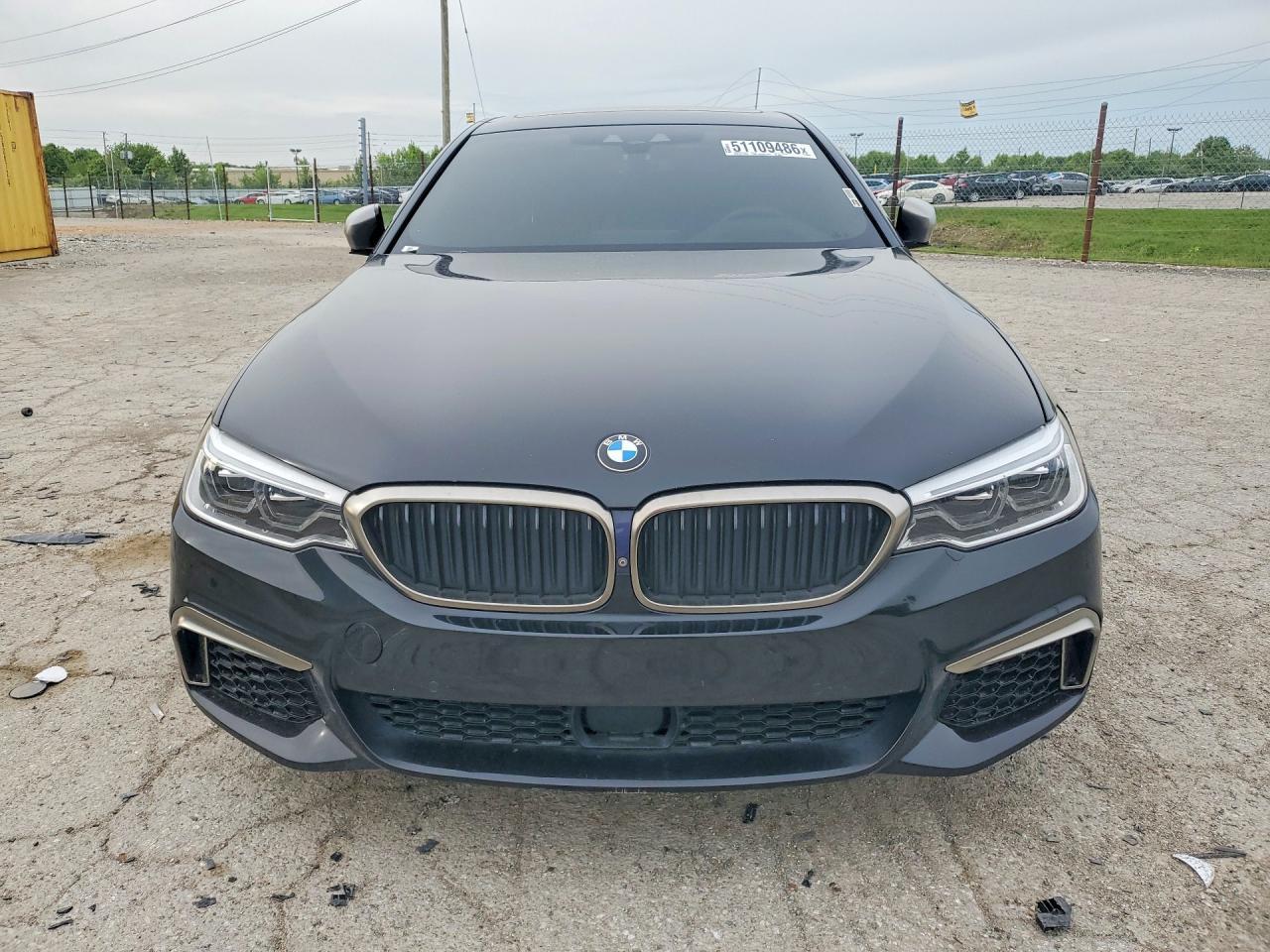 2018 BMW M550Xi - zdjęcie 5