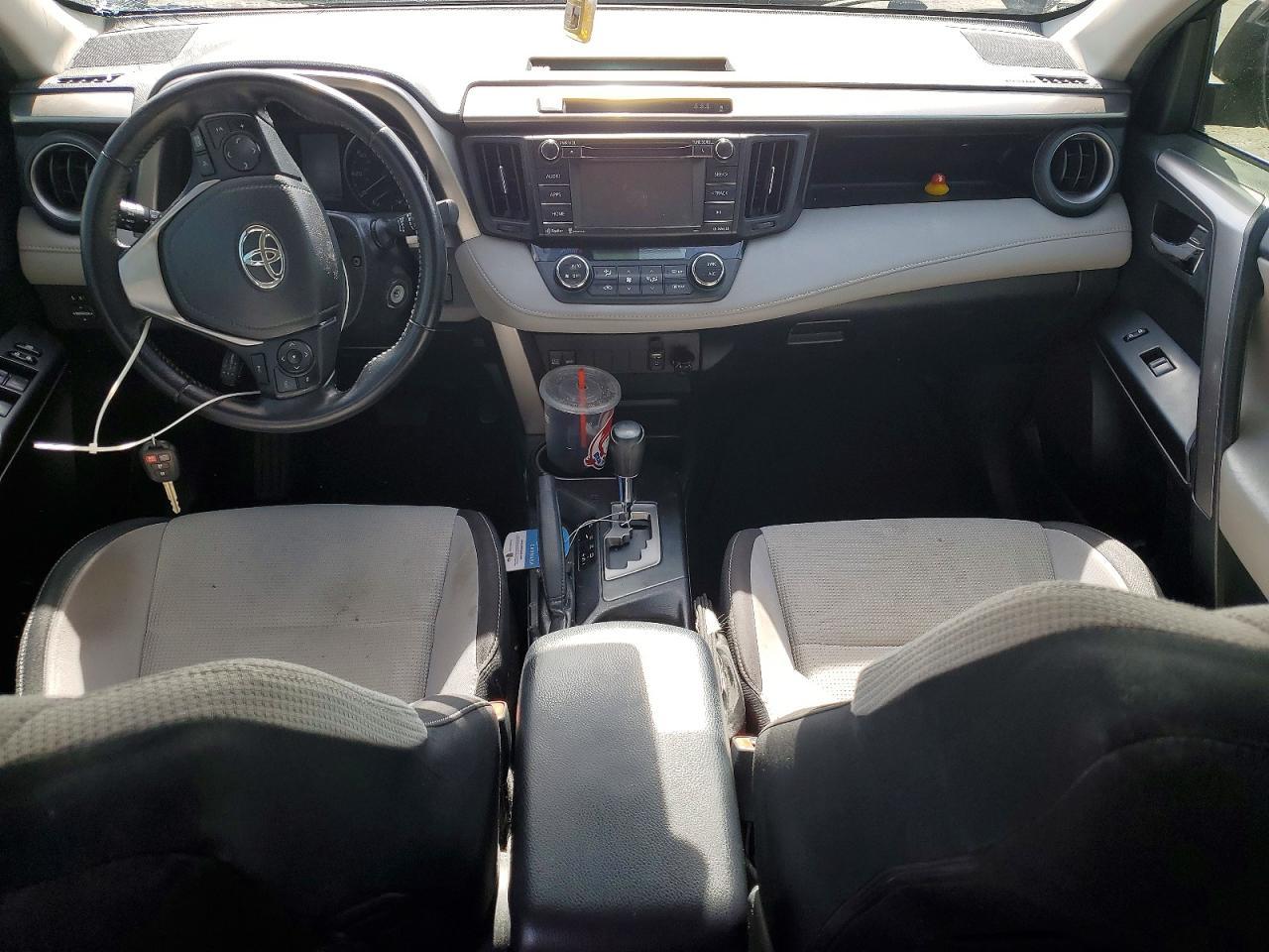 2017 Toyota Rav4 Xle - zdjęcie 8