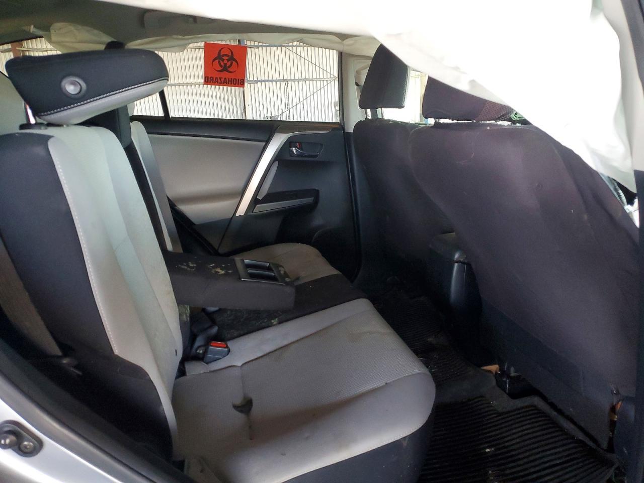 2018 Toyota Rav4 Xle - zdjęcie 10