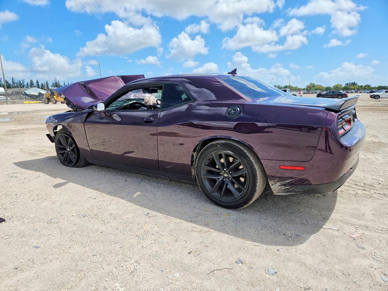 2021 Dodge Challenger R - zdjęcie 2