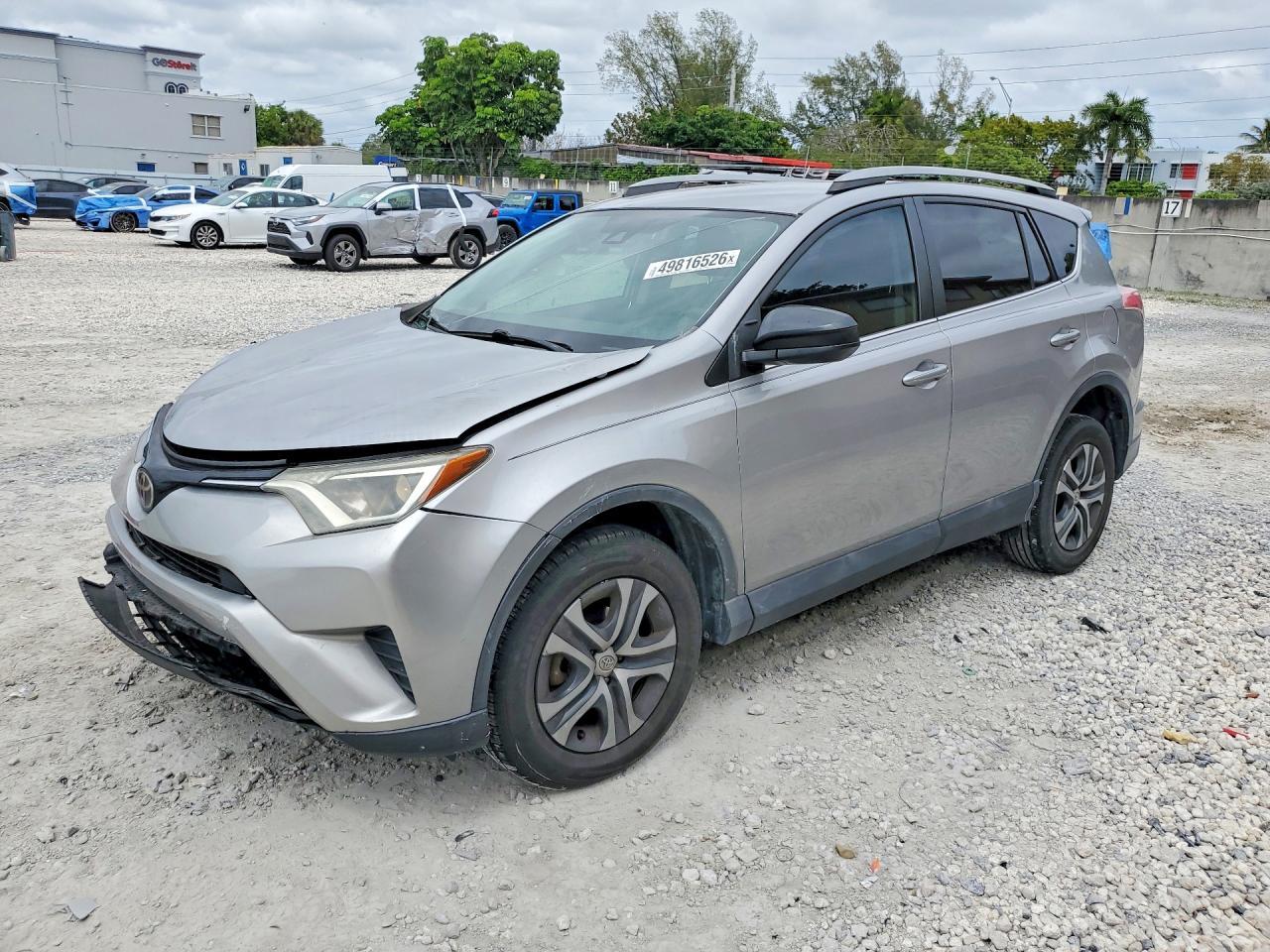 2017 Toyota Rav4 Le - zdjęcie główne