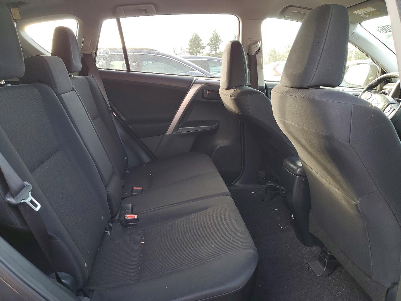 2018 Toyota Rav4 Le - zdjęcie 10