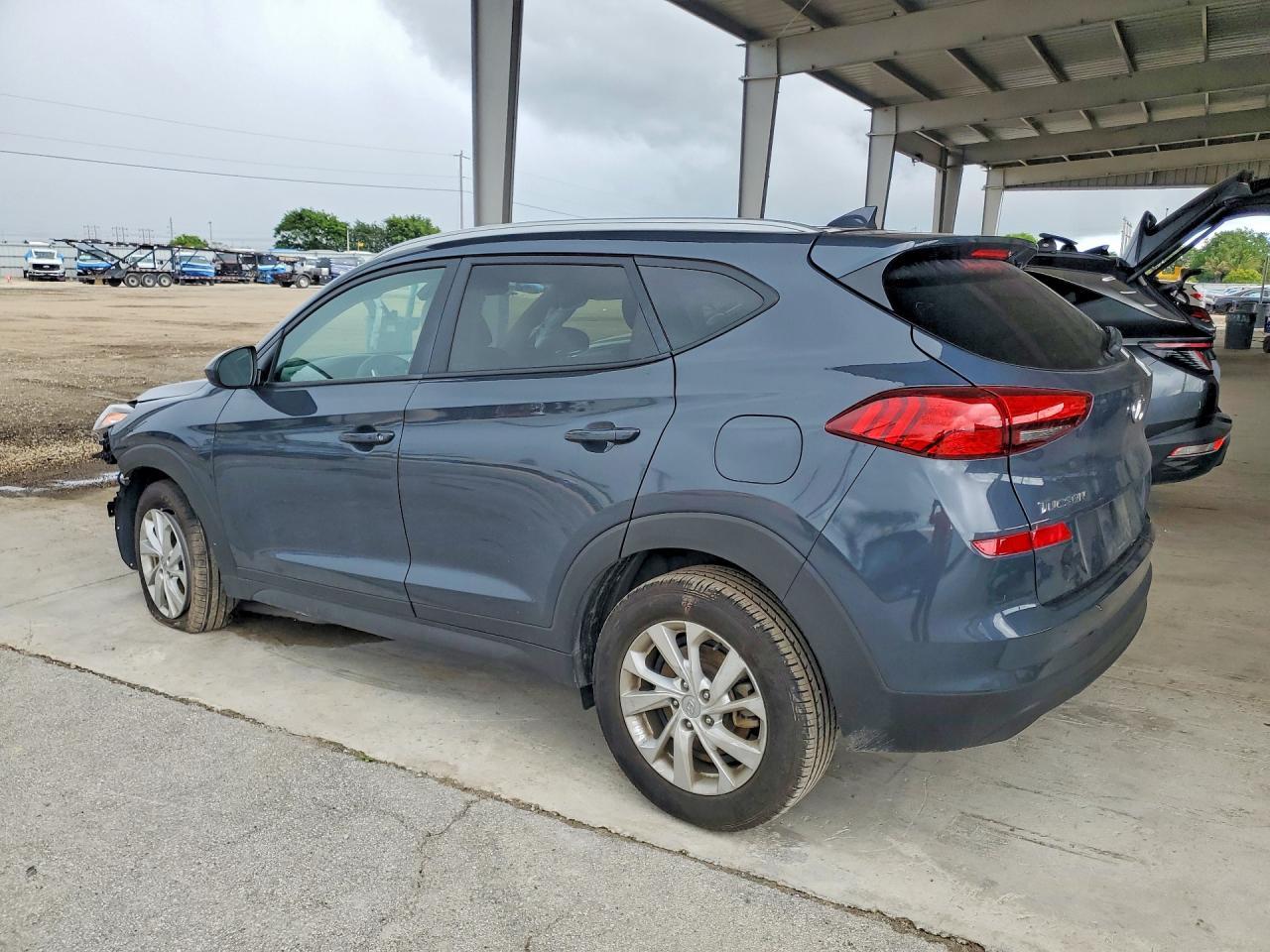 2021 Hyundai Tucson Value - zdjęcie 2
