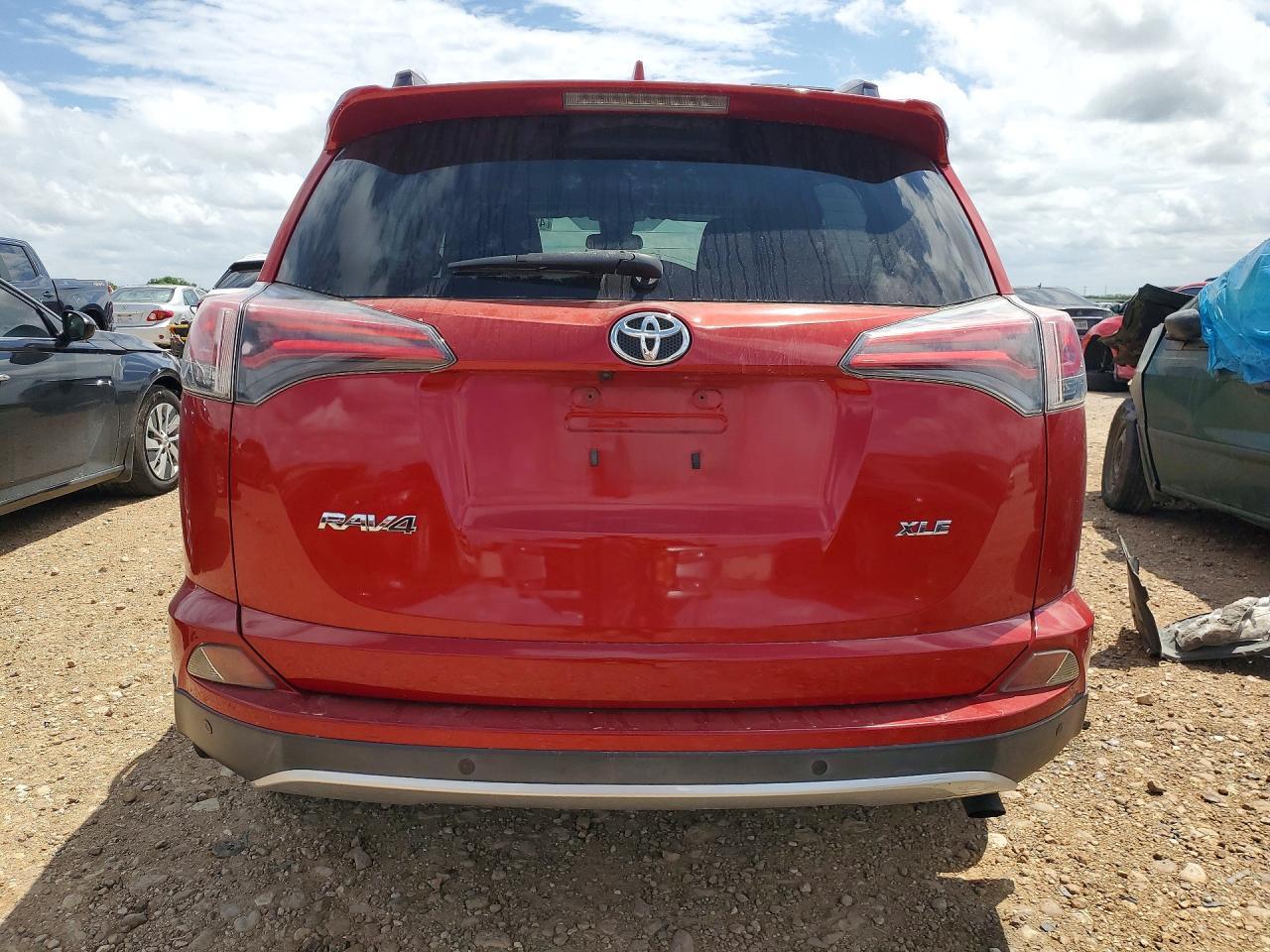 2016 Toyota Rav4 Xle - zdjęcie 6