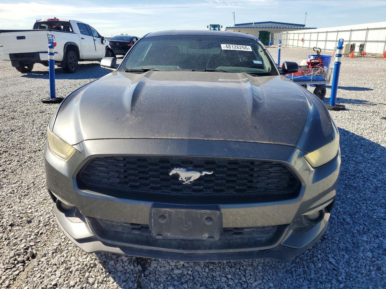 2016 Ford Mustang - zdjęcie 5