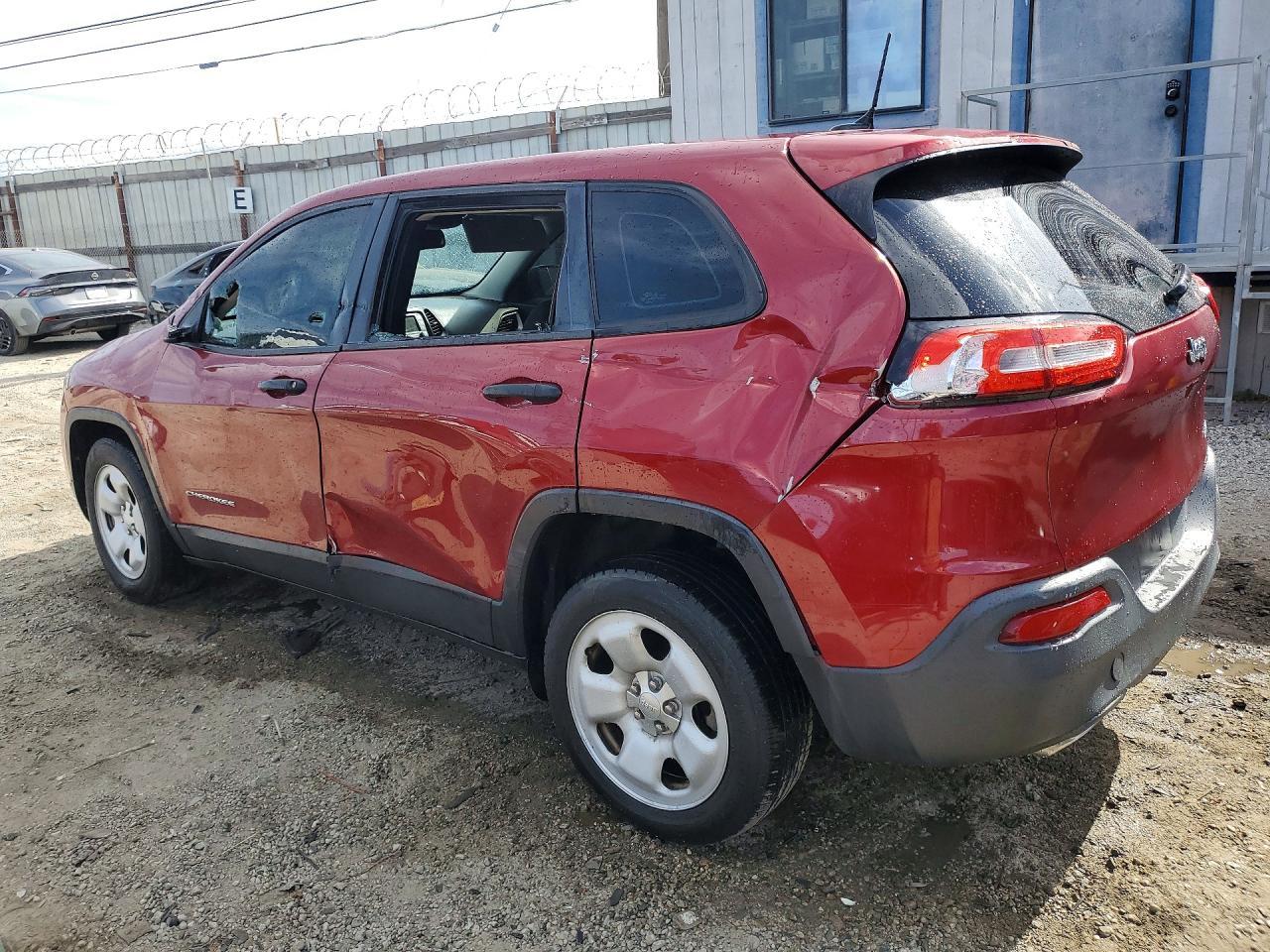 2016 Jeep Cherokee Sport - zdjęcie 2