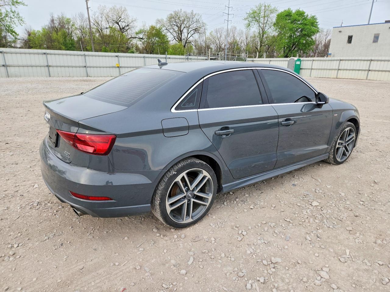 2018 Audi A3 Premium Plus - zdjęcie 3