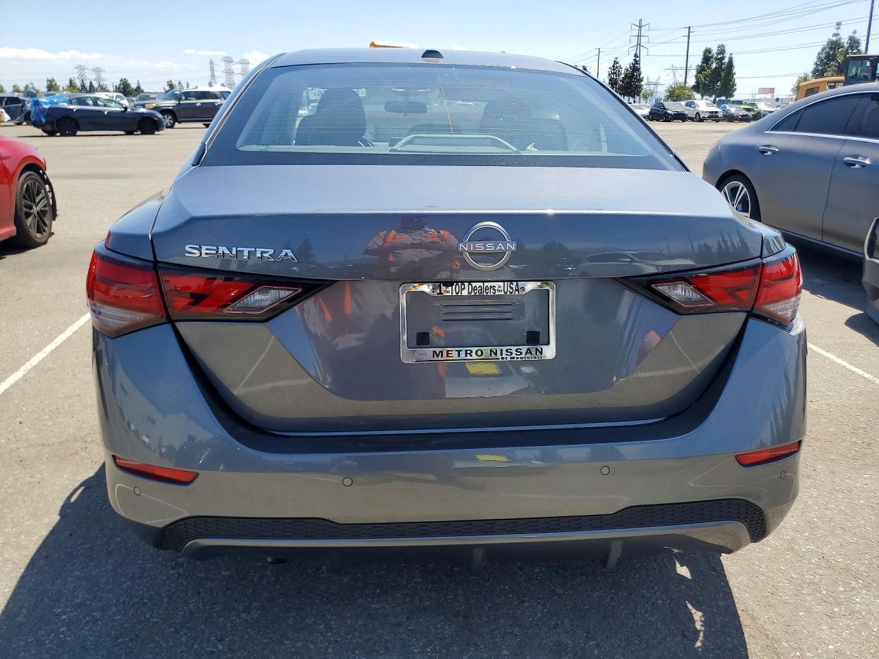 2025 Nissan Sentra Sv - zdjęcie 6