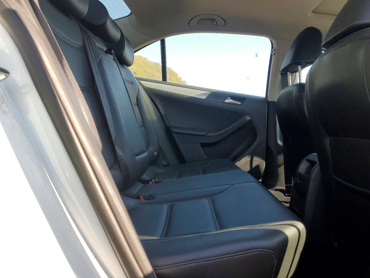 2018 Volkswagen Jetta Sel - zdjęcie 10