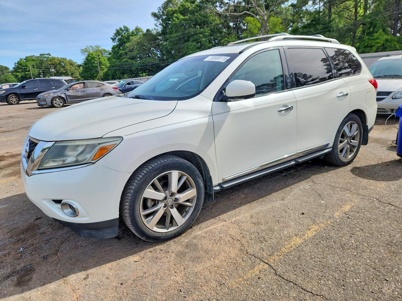 2015 Nissan Pathfinder Platinum - zdjęcie główne
