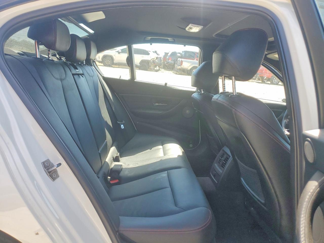 2013 BMW 335 I - zdjęcie 10