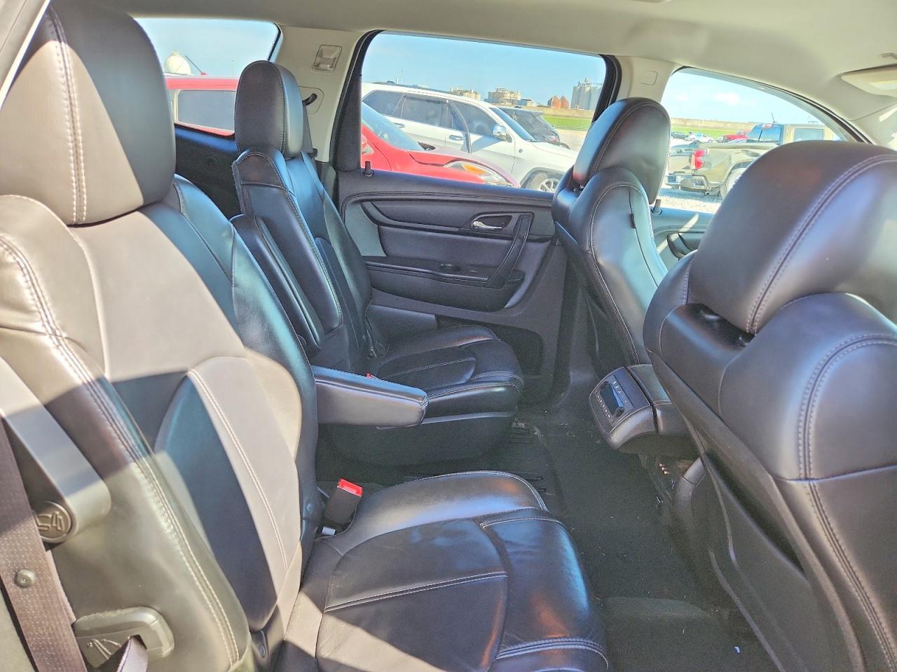 2014 Chevrolet Traverse Lt - zdjęcie 11