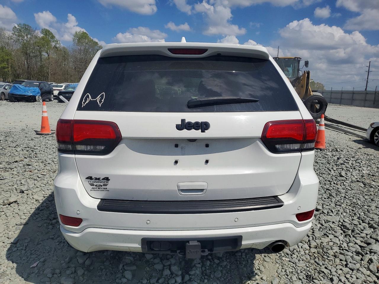2020 Jeep Grand Cherokee Laredo - zdjęcie 6