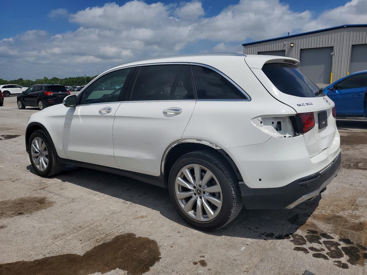 2020 Mercedes Benz Glc 300 - zdjęcie 2