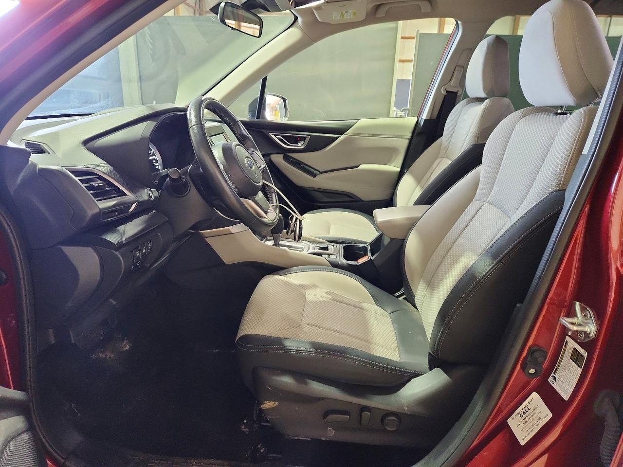 2023 Subaru Forester Premium - zdjęcie 7