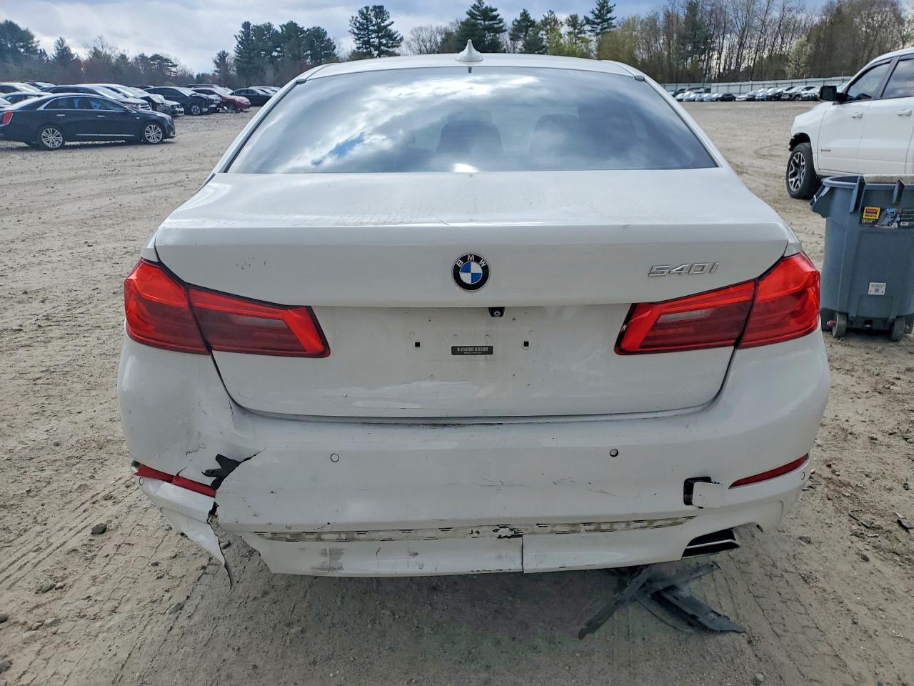 2017 BMW 540 I - zdjęcie 6