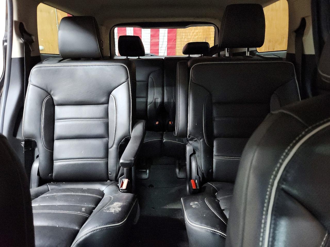 2017 GMC Acadia Denali - zdjęcie 10