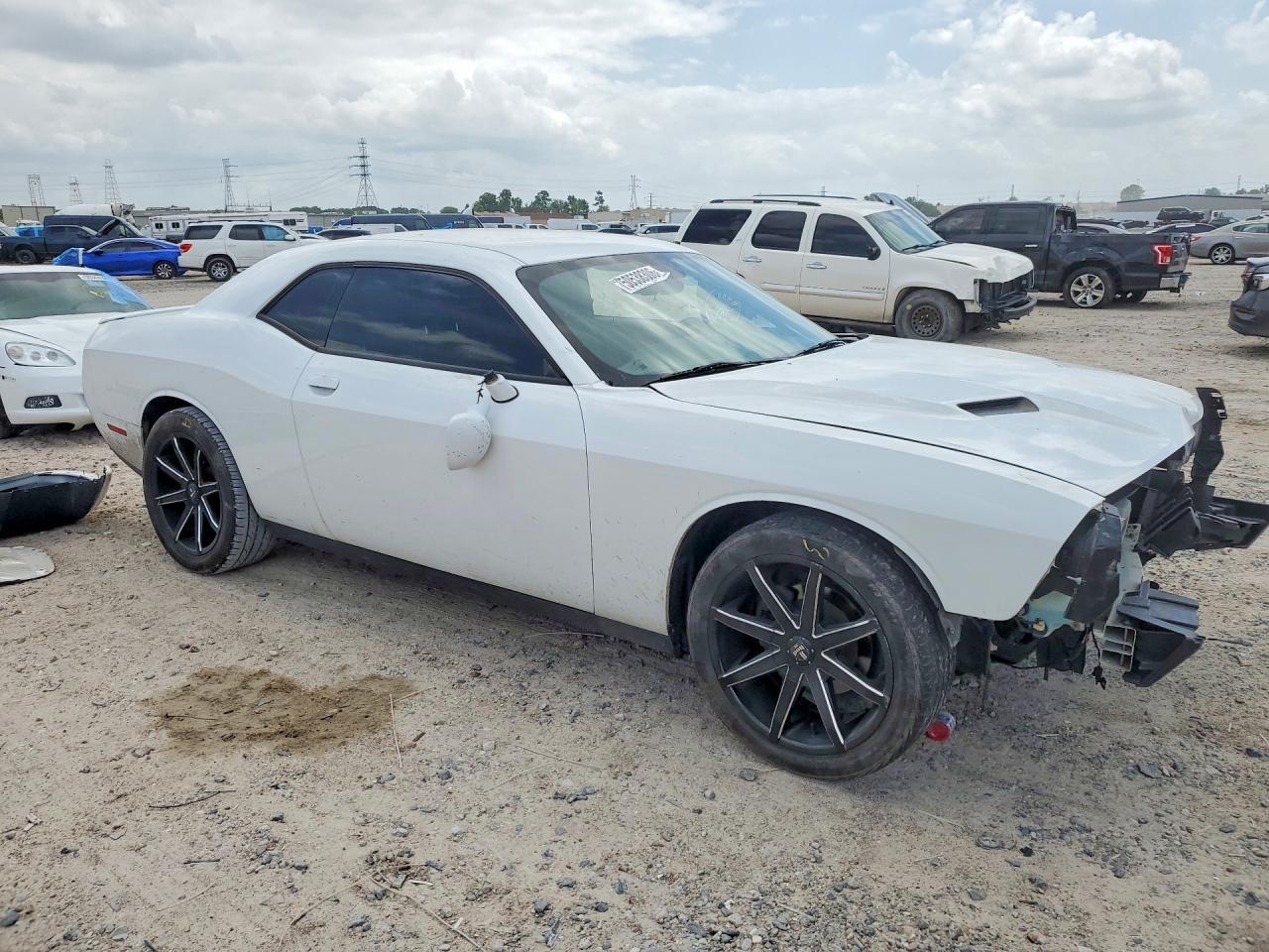 2016 Dodge Challenger Sxt - zdjęcie 4