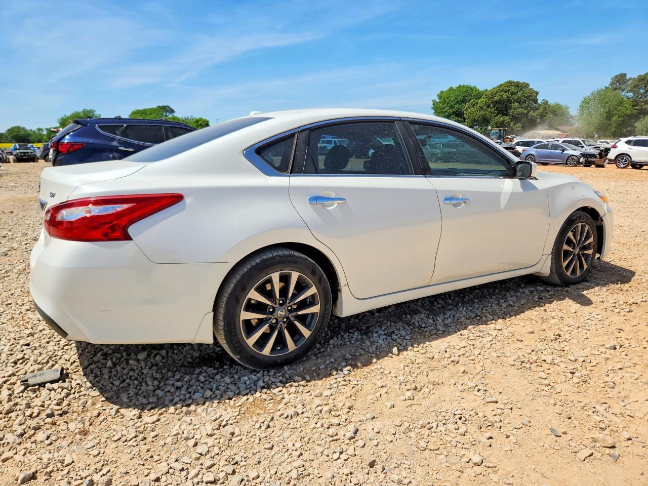 2016 Nissan Altima 2.5 Sv - zdjęcie 3
