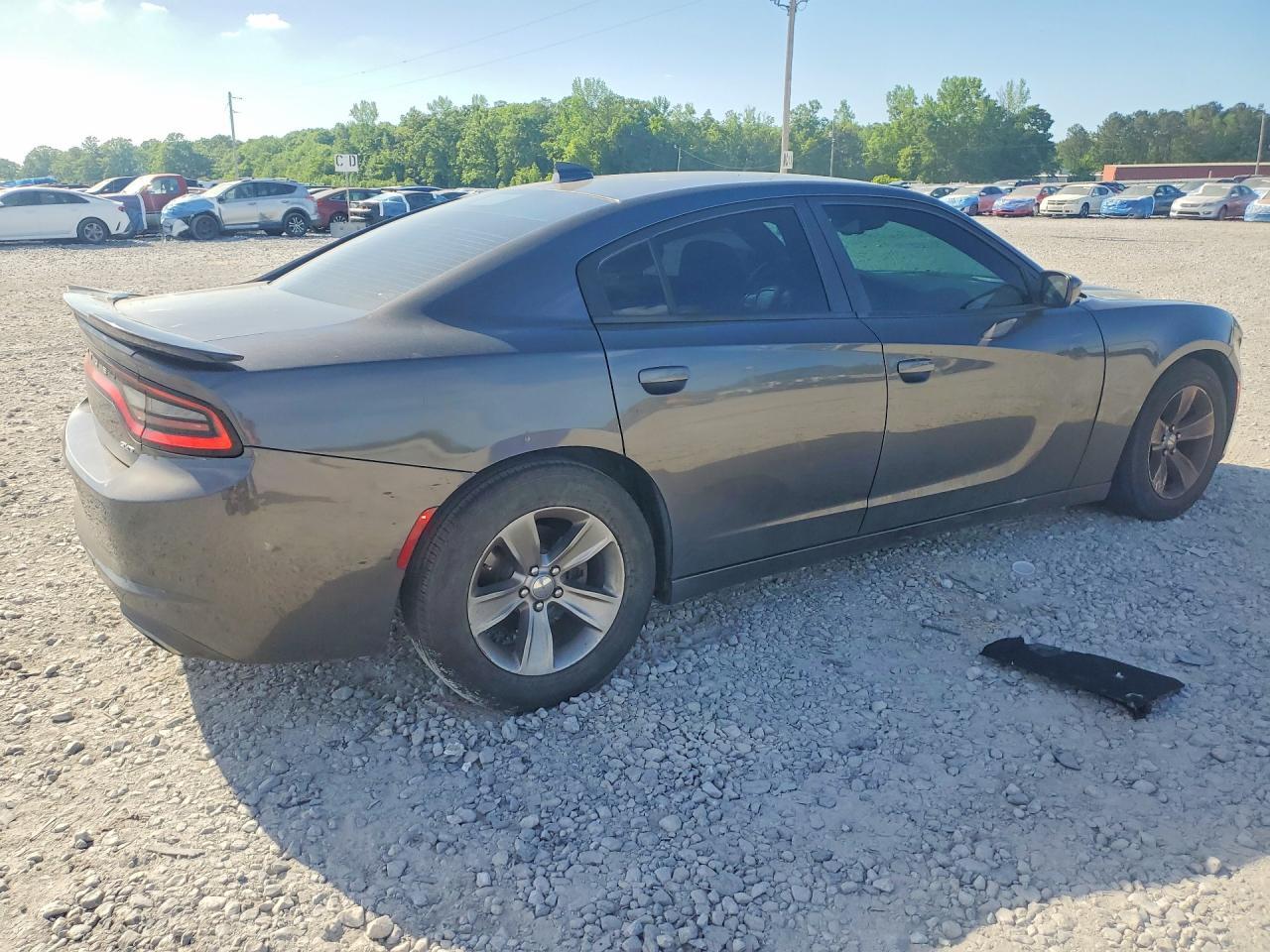 2017 Dodge Charger Sxt - zdjęcie 3