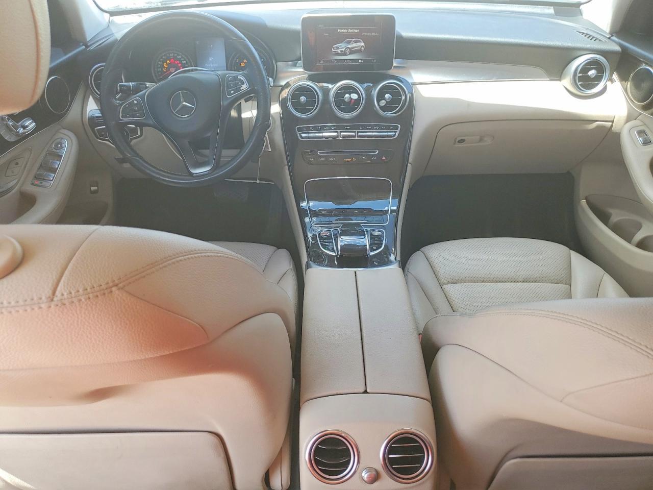 2016 Mercedes-Benz Glc 300 4Matic - zdjęcie 8