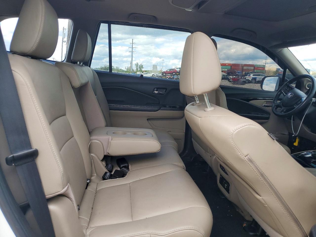 2020 Honda Pilot Touring - zdjęcie 11
