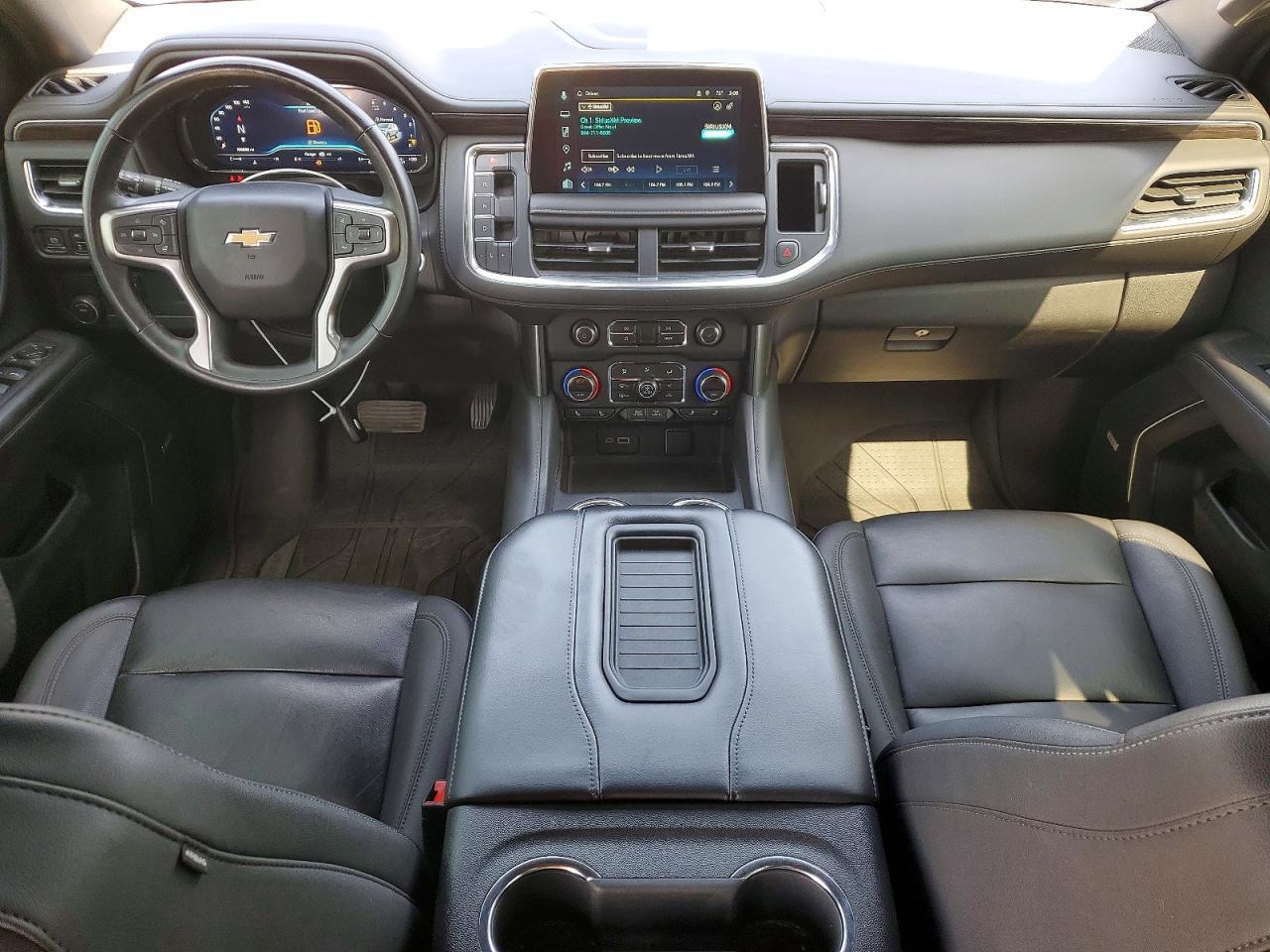 2023 Chevrolet Suburban C1500 Lt - zdjęcie 8