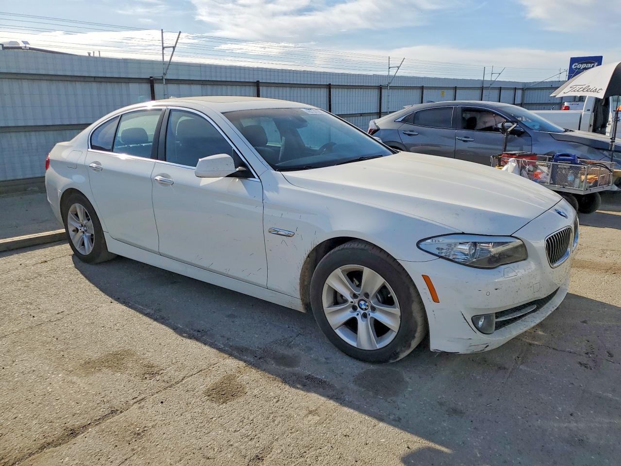 2013 BMW 528 I - zdjęcie 4