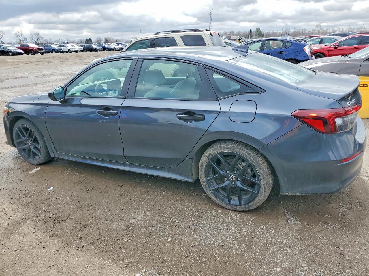 2025 Honda Civic Sport - zdjęcie 2