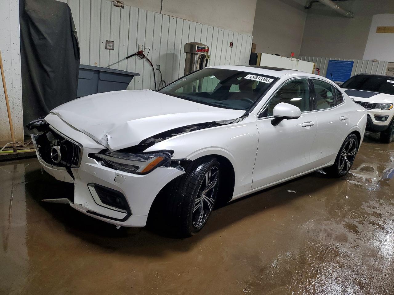 2019 Volvo S60 T6 Inscription - zdjęcie główne