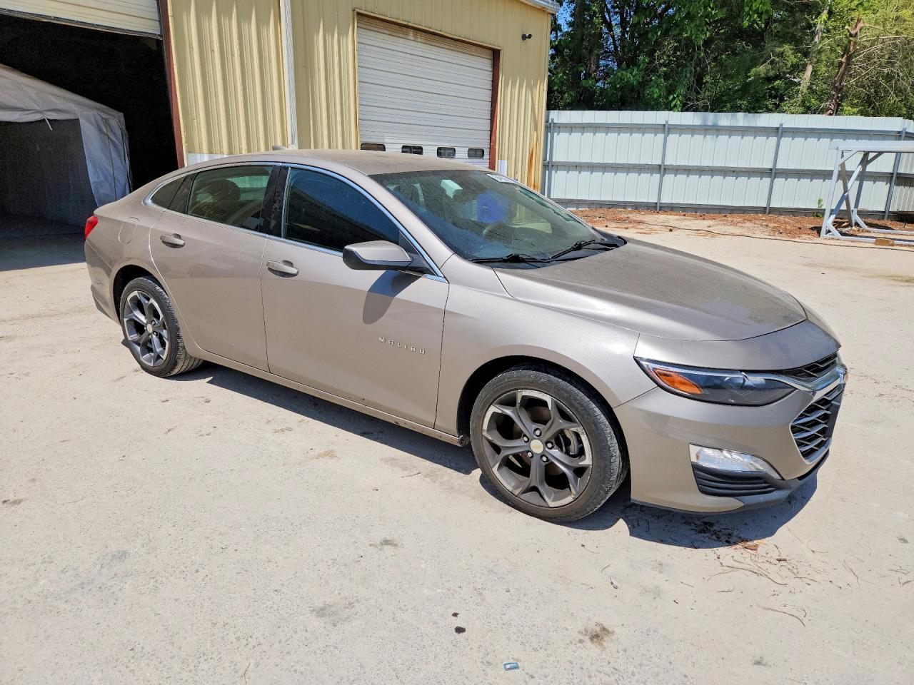 2023 Chevrolet Malibu Lt - zdjęcie 4