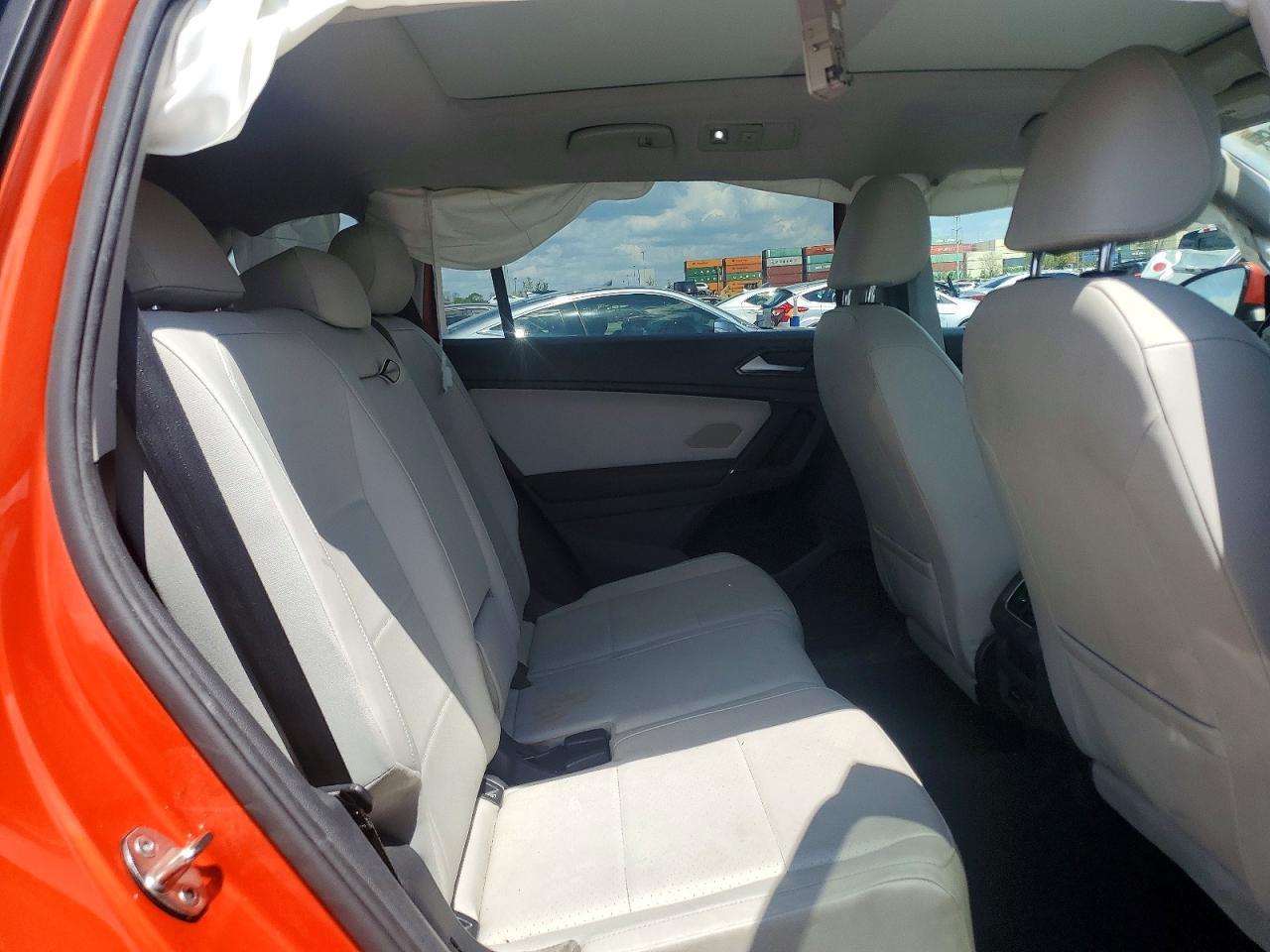 2018 Volkswagen Tiguan Se - zdjęcie 11