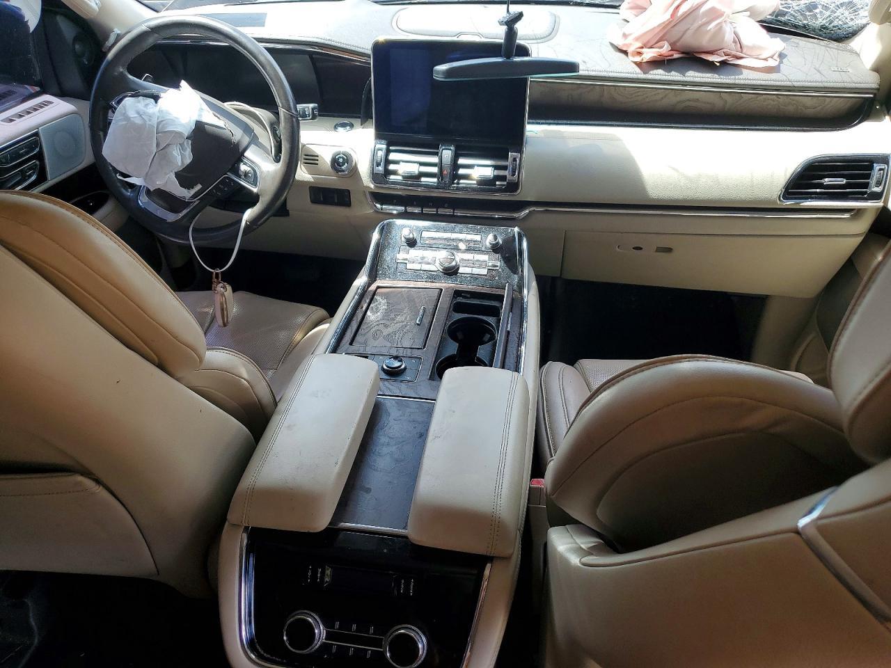 2019 Lincoln Navigator L Reserve - zdjęcie 8