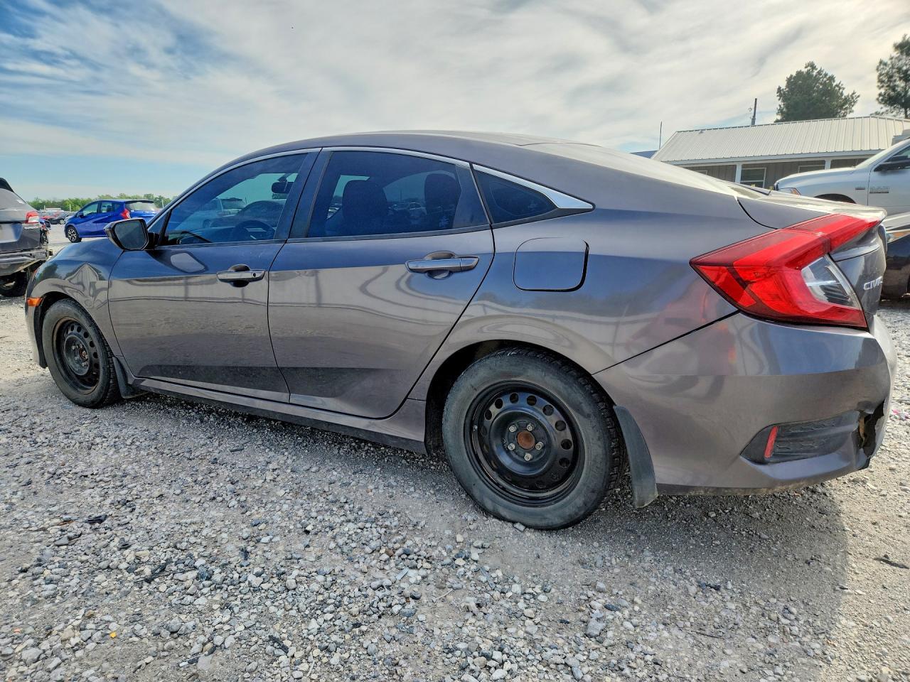 2017 Honda Civic Lx - zdjęcie 2