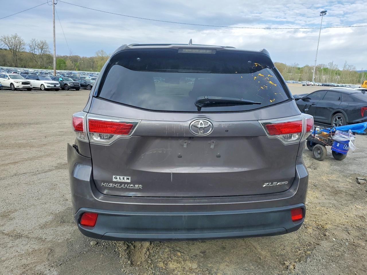 2015 Toyota Highlander Xle - zdjęcie 6