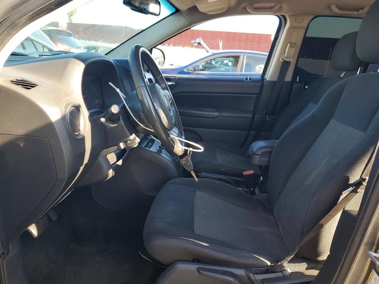 2013 Jeep Compass Latitude - zdjęcie 7
