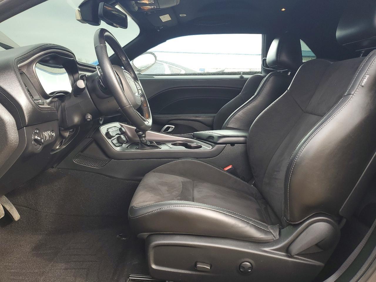 2022 Dodge Challenger R - zdjęcie 7