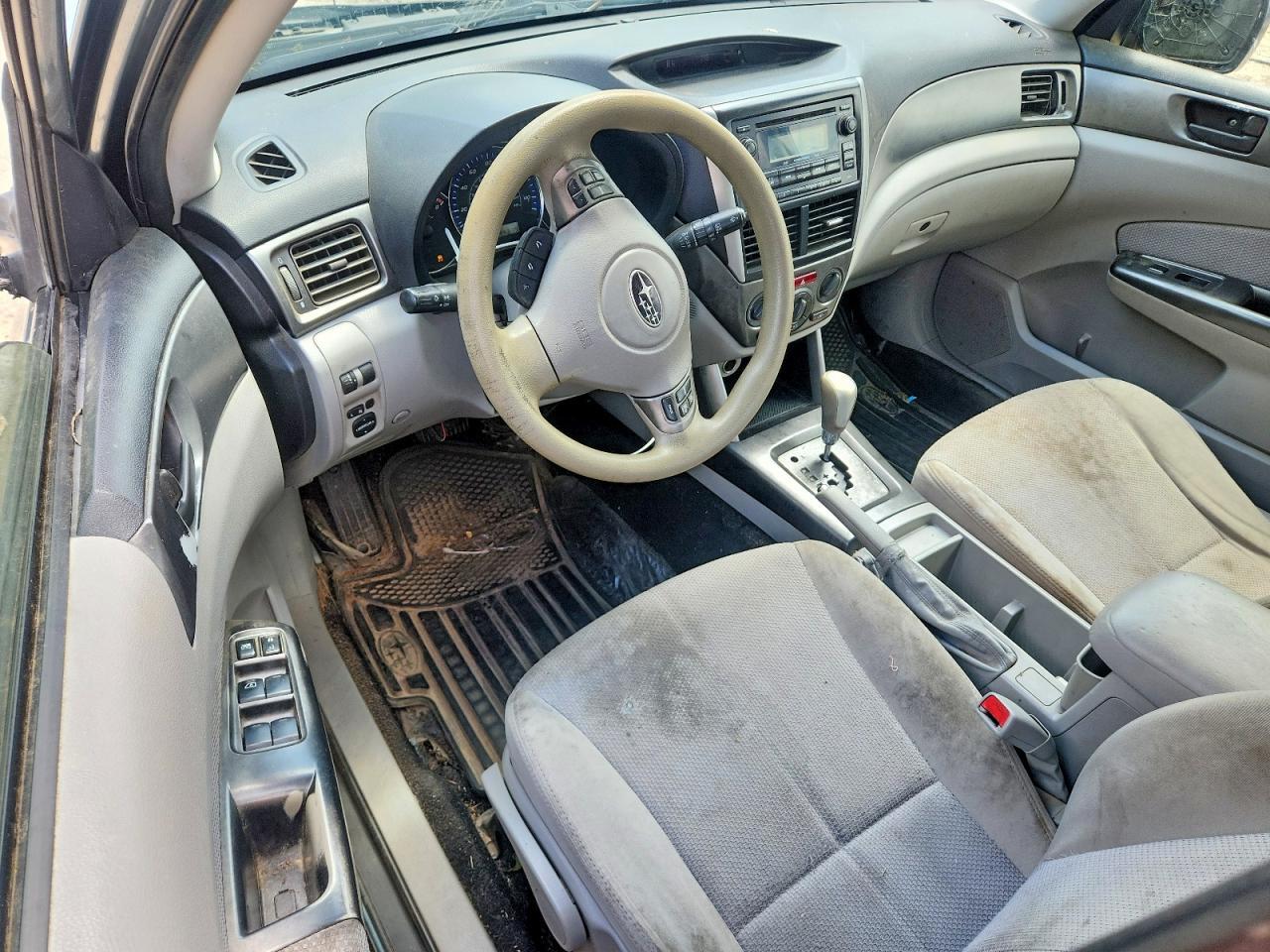 2013 Subaru Forester 2.5X - zdjęcie 8