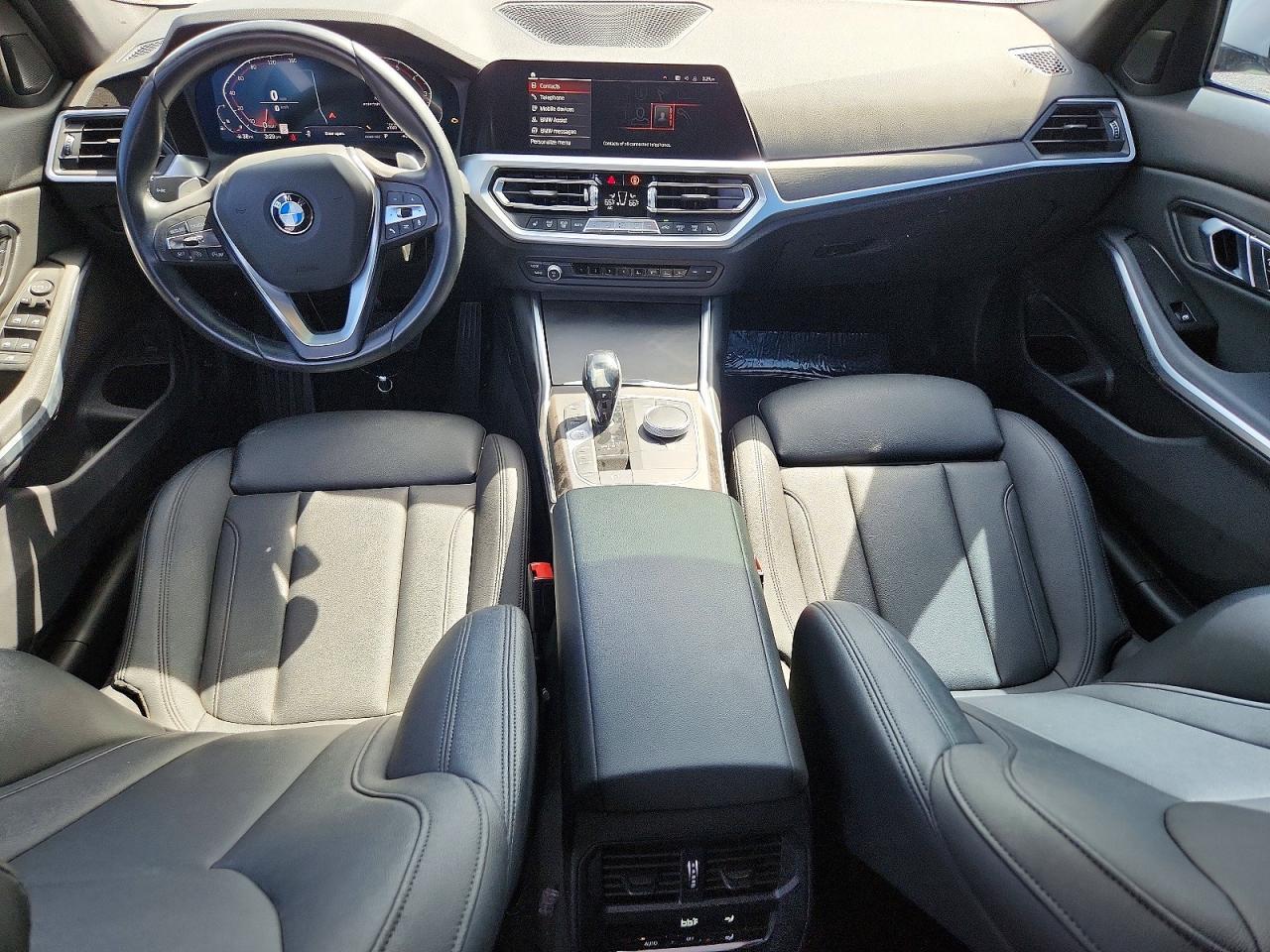 2020 BMW 330I - zdjęcie 8