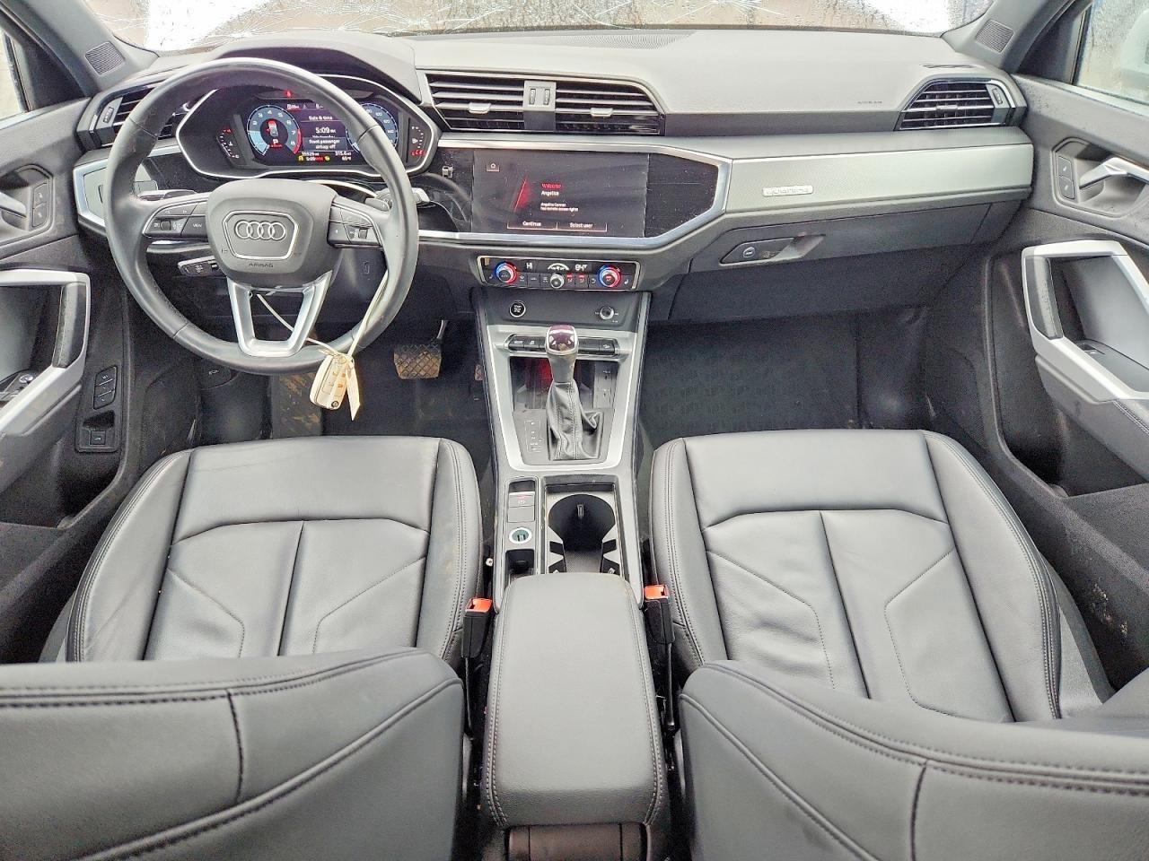 2024 Audi Q3 Premium Plus S Line 45 - zdjęcie 8