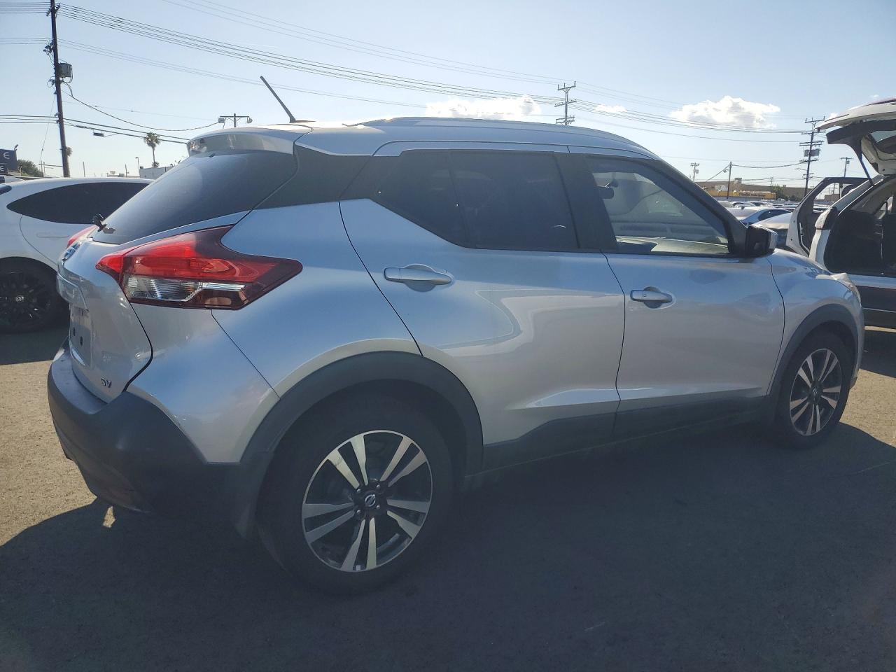 2019 Nissan Kicks Sv - zdjęcie 3