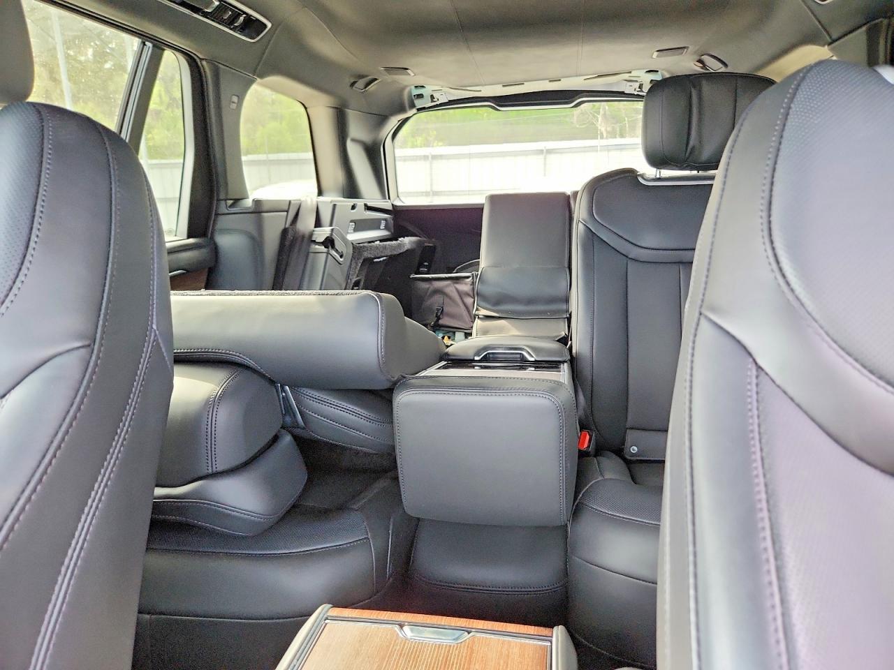 2025 Land Rover Range Rover Autobiography - zdjęcie 10