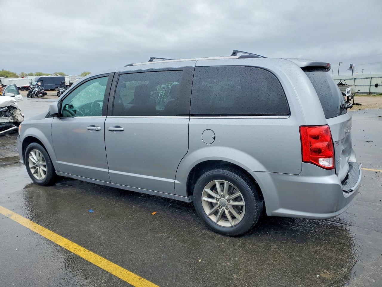 2019 Dodge Grand Caravan Sxt - zdjęcie 2