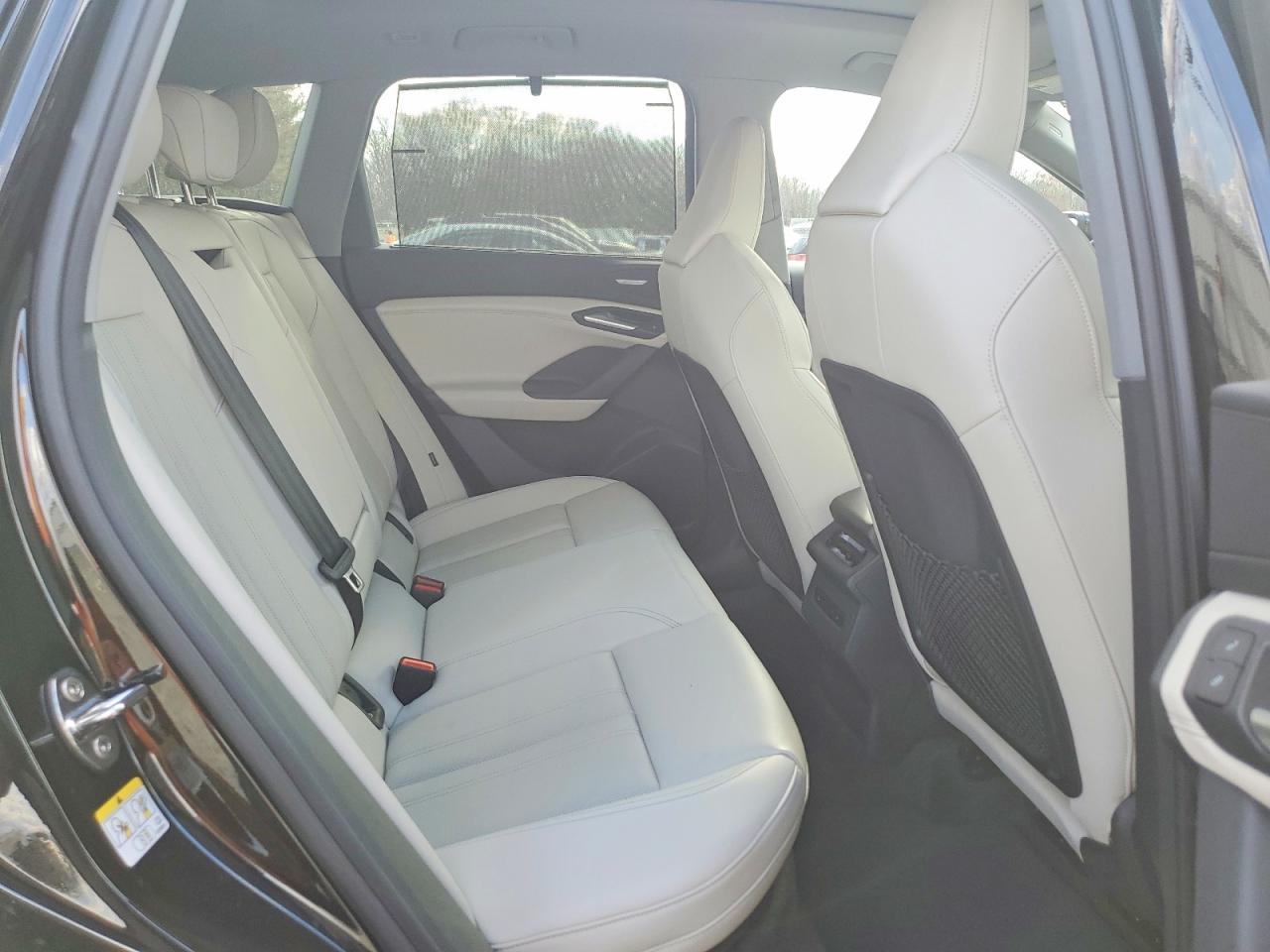 2025 Audi Q6 E-Tron Premium Plus - zdjęcie 11