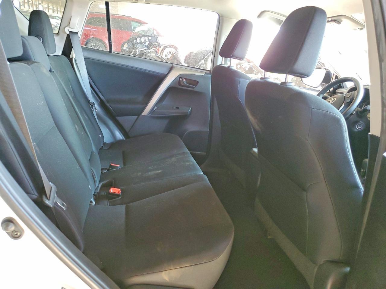 2015 Toyota Rav4 Le - zdjęcie 10