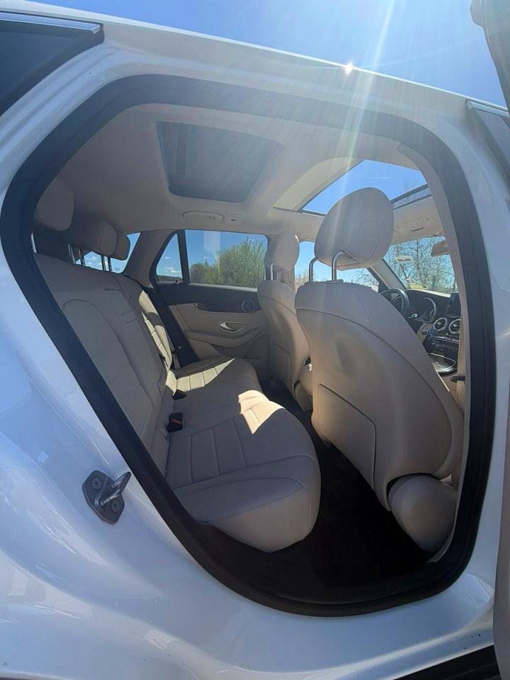 2017 Mercedes-Benz Glc 300 4Matic - zdjęcie 6