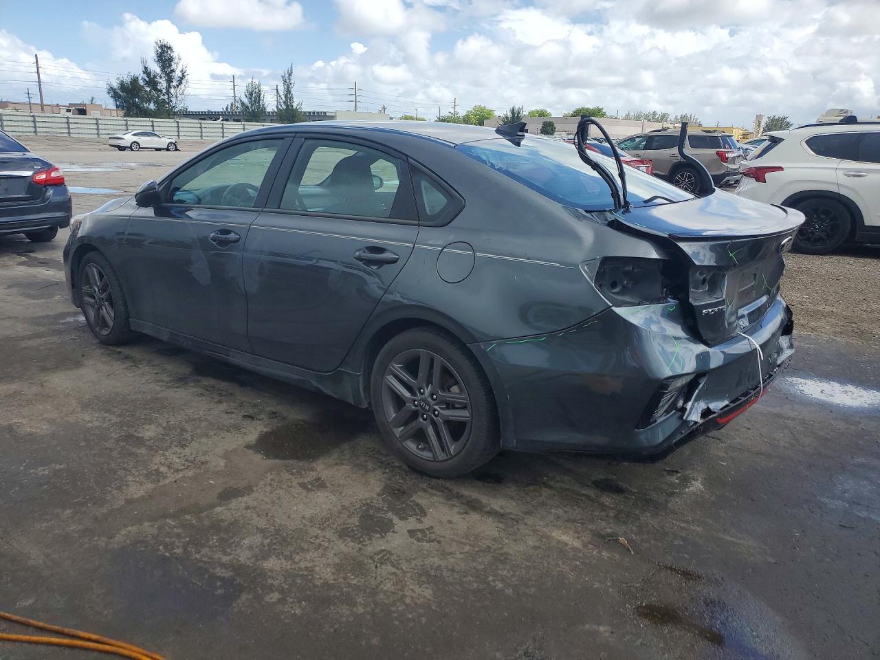 2021 Kia Forte Gt Line - zdjęcie 2