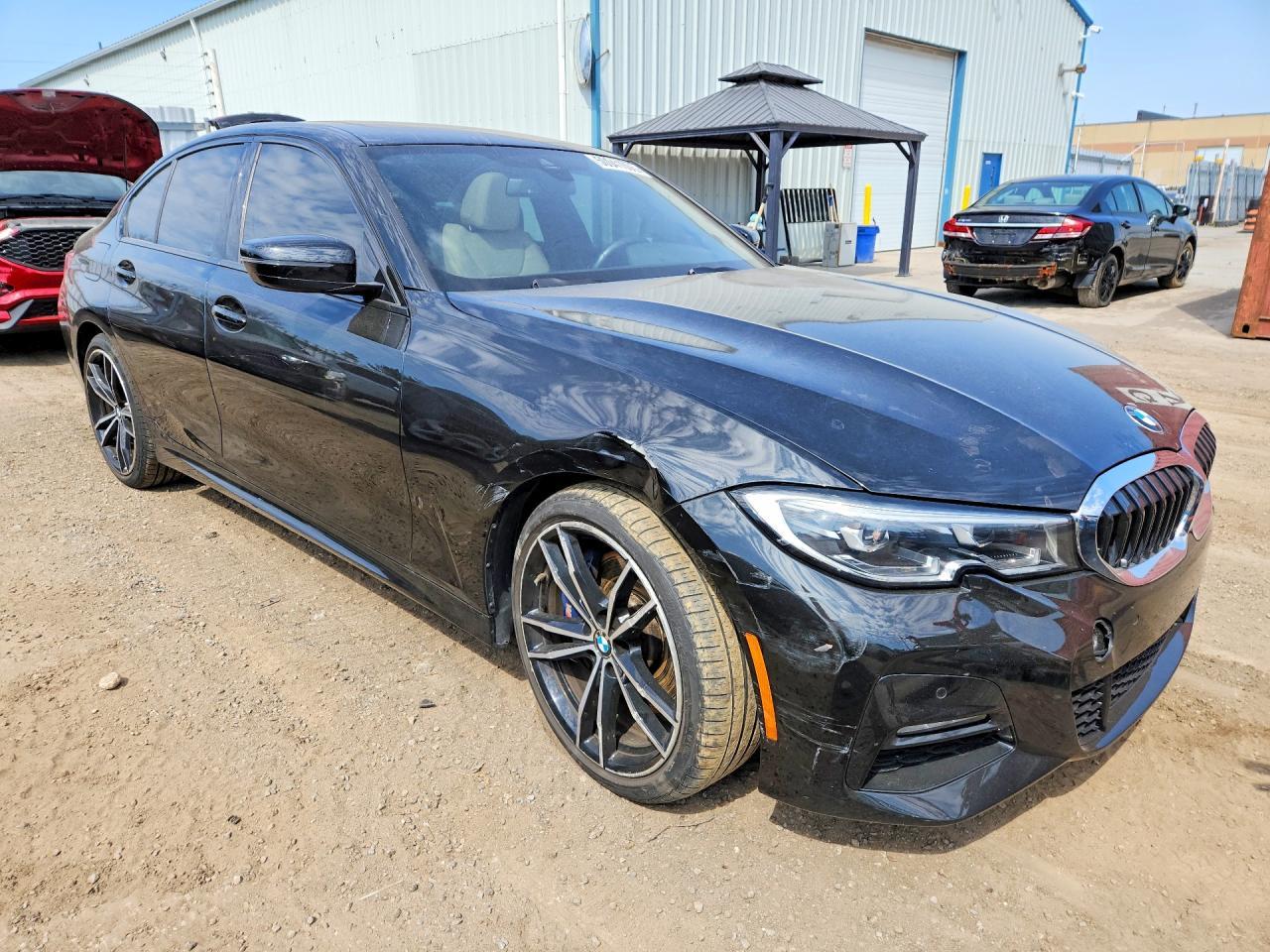 2019 BMW 330Xi - zdjęcie 4