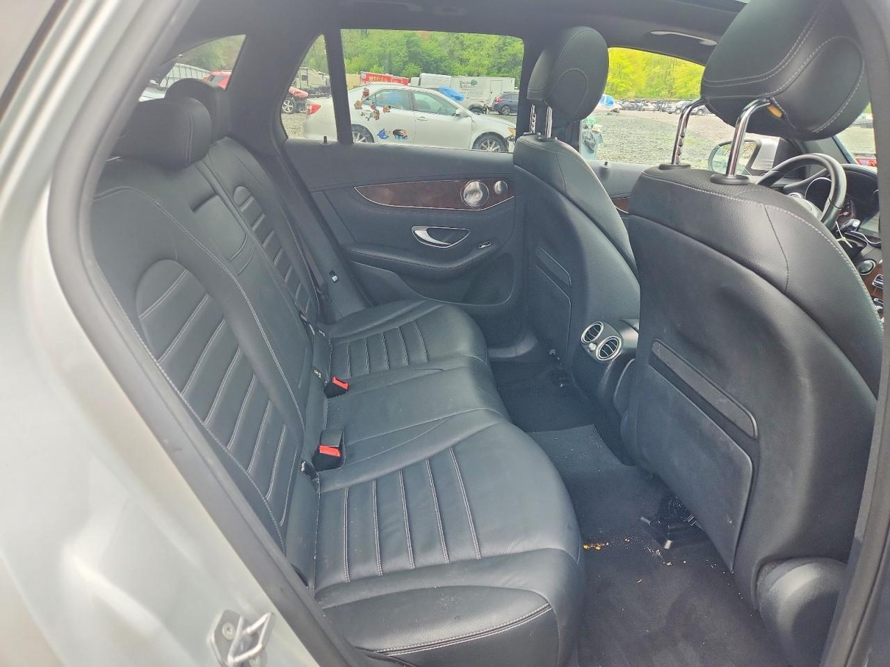 2017 Mercedes-Benz Glc 300 4Matic - zdjęcie 10